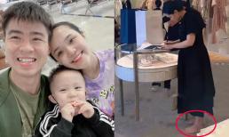 Bà xã cầu thủ Duy Mạnh gây tò mò khi đi chân trần mua đồ hiệu 200 triệu đồng 