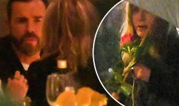 Ly hôn vì liên tục bị từ chối 'chuyện chăn gối', mối quan hệ của Jennifer Aniston với chồng cũ Justin Theroux hiện ra sao?