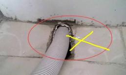 Hầu hết mọi người đều cắm ống xả của máy giặt vào ống thoát sàn, thật ngu ngốc! Hãy nhìn những gì người thông minh làm