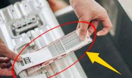 Tại sao nhiều người không xé thẻ hành lý sau khi xuống máy bay? Nữ tiếp viên nói sự thật