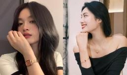 Phụ nữ trung niên đeo 'đồng hồ' hay 'vòng tay', cái nào tốt hơn?