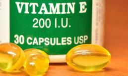 Chị em thường xuyên bổ sung vitamin E, và những thực phẩm giàu vitamin E này ai cũng có thể ăn thường xuyên