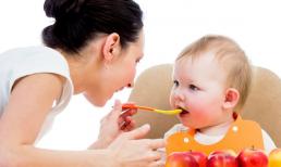 Thuê bảo mẫu chăm trẻ nhỏ cần dựa vào những tiêu chí gì để tránh tiền mất tật mang?