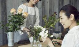 Khi một người phụ nữ ngoài 50 tuổi, nên từ bỏ những hành vi tốn kém nào?