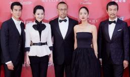 Hứa Tình 54 tuổi và Chu Vận 44 tuổi chung khung hình, cuối cùng cũng thấy khoảng cách giữa vẻ đẹp quyến rũ và thanh thuần lớn đến mức nào