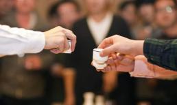 Hãy ghi nhớ 3 điều này trước khi uống rượu để “ngàn chén không say”, người có tuổi càng nên lưu tâm