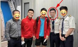 Bức ảnh tiền vệ Quang Hải chụp cùng cơ trưởng Phạm Hà D bỗng 'hot' trở lại 