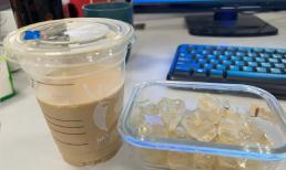 Vì sao đá viên trong quán trà sữa tan chậm hơn so với đá ở nhà? 