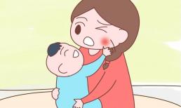 Tại sao bé thích dùng tay đánh vào mặt bố mẹ? Lý do rất thú vị