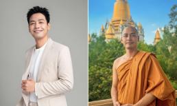 MC Phan Anh cạo đầu mặc áo thầy tu, fan thắc mắc: 'Anh xuất gia bỏ lại gia đình, vợ con ạ!'