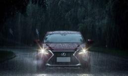 Bất kể xe cao hay thấp, chức năng này nên được tắt khi lái xe trong mưa lớn, nếu không động cơ sẽ dễ bị hỏng