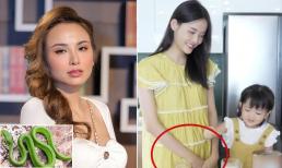 Sao Việt 22/8: Hoa hậu Diễm Hương hốt hoảng khi bị rắn bò ngang bụng; Trương Mỹ Nhân dính nghi vấn mang bầu lần 2