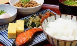 Có nên ăn cơm vào bữa sáng? Đây là câu trả lời từ các chuyên gia khuyên bạn