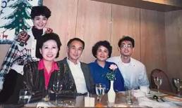 Ảnh hiếm của Vương Phi lúc trẻ chụp cùng bố mẹ và anh trai, netizen: 'Cả nhà đều đẹp'