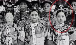 Đệ nhất mỹ nữ thời nhà Thanh đẹp như thế nào? Những bức ảnh đen trắng khó có thể che đi vẻ đẹp của cô ấy, nhưng cô đã bị Từ Hi Thái hậu thao túng cả đời