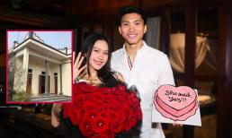 Đoàn Văn Hậu diện đồ hiệu đắt đỏ, đi siêu xe, tại sao bố mẹ ở quê vẫn chỉ ở nhà cấp bốn?