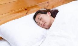 Có ung thư trong cơ thể, tiên tri “ngủ quên”? Bác sĩ: Có 4 loại bất thường xảy ra khi ngủ, xin hãy đi khám