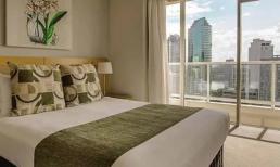 Ban công trong phòng khách hay trong phòng ngủ tốt hơn? Nghe người trong cuộc giới thiệu tôi mới biết mình mua nhầm