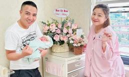 MC 'Chúng tôi là chiến sĩ' Nguyễn Hoàng Linh lộ diện sau một ngày sinh con thứ 3, nhan sắc thế nào? 