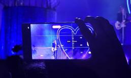 Không mua được vé hàng đầu, làm thế nào để 'đến gần hơn' với Westlife?