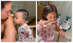 Leon nay đã biết nịnh ba Kim Lý bằng cách này, Lisa cạp đùi gà khiến mẹ Hà Hồ 'cười bò'