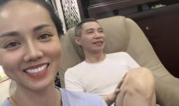 NSND Công Lý thần sắc tươi tắn xuất hiện sau tai nạn vấp ngã