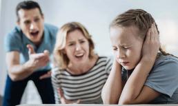 4 thói quen xấu từ cha mẹ khiến con ngày càng tự ti, không thể bộc lộ hết tài năng của mình