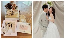 Puka và Gin Tuấn Kiệt hé lộ thiệp cưới xịn xò, khách mời thích thú vì một chi tiết