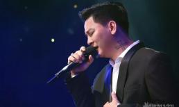 Vừa cất giọng hát, Hoài Lâm khiến khán giả hoang mang vì không biết đang nghe bản thu hay bản live