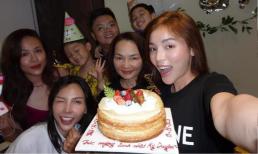 Kỳ Duyên đón sinh nhật tuổi 27 ấm cúng bên gia đình, Minh Triệu cũng có mặt trong ngày đặc biệt của 'tình tin đồn' 