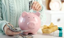 Mỗi tháng nên tiết kiệm bao nhiêu tiền để tuổi già thảnh thơi? Quy tắc 'vàng' nên nhớ 