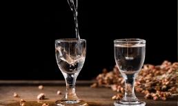 Không cho hai người vay tiền, không uống rượu với ba người và không đi cùng đường với ba người: Hãy ghi nhớ lời khuyên của tổ tiên! 