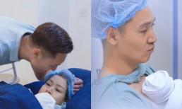 Bà xã Mạnh Trường xúc động chia sẻ đoạn clip khi hạ sinh nhóc tì thứ 3, gửi lời chúc ngọt ngào đến quý tử