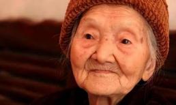 Khi đến tuổi già và không thể tự chăm sóc bản thân được nữa thì phải làm sao? Cách làm của 3 cụ già rất đáng học hỏi