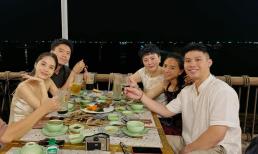 Mẹ chồng ca nương Kiều Anh đăng ảnh gia đình, khuyên một câu thấm thía khi đối đãi với con