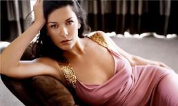 'Biểu tượng nhan sắc Hollywood' Catherine Zeta-Jones sở hữu khuôn mặt vàng, ở tuổi 54 vẫn quyến rũ cả bên trong lẫn bên ngoài 