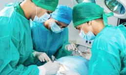 Tại sao bác sĩ không mặc quần lót khi phẫu thuật và bệnh nhân không mặc quần áo? Bác sĩ nói với bạn sự thật