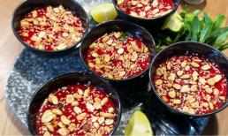 Sắp đầu tháng, học cách làm tiết canh chay từ củ dền, ăn lấy may lại an toàn