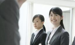 Nhà tuyển dụng nam: 'Nếu thấy quần của tôi không kéo khóa thì bạn sẽ nhắc nhở tôi như thế nào?', người phụ nữ trả lời khéo léo đã được nhận