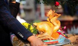 Tại sao không chọn gà mái mà nhất định phải là gà trống khi thắp hương?