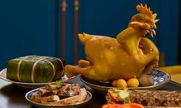 Vì sao mâm cỗ ngày Tết cổ truyền luôn có bánh chưng và gà luộc? Ý nghĩa ai cũng nên biết