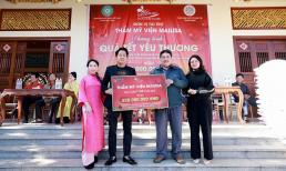 Doanh nhân Hoàng Kim Khánh và Phan Thị Mai tiếp tục hành trình trao 12 tấn gạo và 1200 phần quà trị giá 600 triệu đồng tại Lâm Đồng