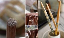 Trời nồm ẩm khiến đũa lên mốc 'như hoa nở', đem luộc nước sôi là có thể yên tâm sử dụng?