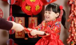 “Một người họ hàng lì xì con gái tôi 500 nghìn, tôi nên lì xì lại 3 con của cô ấy thế nào? Nên mừng bằng hay chia cho ba?”