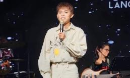 Đi diễn lúc bị cảm và viêm họng, giọng hát của Hồ Văn Cường liệu có suy giảm phong độ?