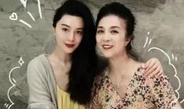 Phạm Băng Băng đăng ảnh mừng sinh nhật mẹ, netizen: 'Nhìn không giống mẹ con mà giống chị em'