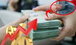 Ra ngân hàng gửi tiền mặt vào thẻ ATM có bị mất phí không?
