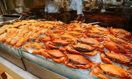 Bạn có cần ăn nhiều hải sản hơn để bù lại tiền khi đi ăn buffet không? Chủ nhà hàng: Ai nghĩ như vậy sẽ mất tiền