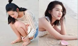 Thân hình của Lý Thấm gợi cảm đến mức nào? Nhìn cô ngồi xổm trên bãi biển, cư dân mạng thốt lên: Đẹp quá!