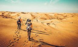 Tại sao con người không thể đi theo đường thẳng sau khi bị lạc trong sa mạc? Chuyên gia: Càng đi thẳng càng khó thoát ra 